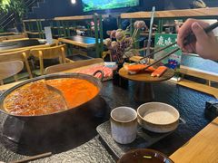 -鹿鸣山草本茶香火锅(园西路店)