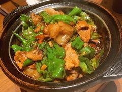 天柱山辣椒炒黑毛猪肉-山里亲戚(淞虹路店)