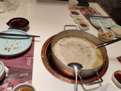 -洪氏嗨捞·猪肚鸡火锅(阳光天地店)