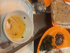 -威记烧嘢·南宁烧烤·超级生牛(绿地店)
