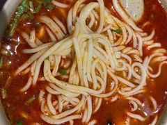 -亮亮面馆(经六路店)