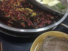 -苟味道老火锅(黄桷坪店)