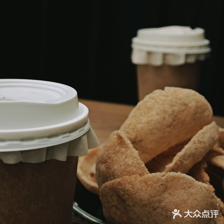 揭秘！这家超多人排队吃的泰国菜，到底好不好吃