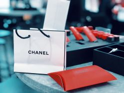 -Chanel
