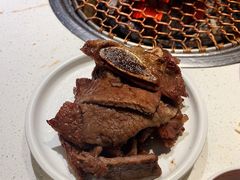 调味牛排-本家韩国烤肉(青岛万象城店)