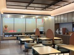 -桔子酒店(上海西藏北路地铁站店)