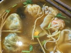 -荣记歡喜·馄饨铺(开发区振华购物中心店)