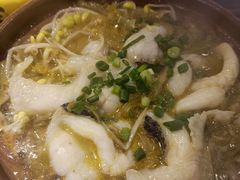 -有红鸡毛店·砂锅菜(抚琴夜市店)