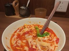 -顺溜·手工刀削面·黑金店(铜锣湾店)