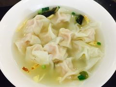 虾肉小馄饨-王家沙点心店(南京西路总店)