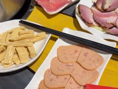 -四季喧黔味豆米火锅(万达广场店)