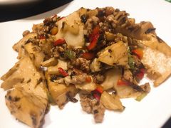 油焖笋-高第街56号餐厅(银座商城玉函店)