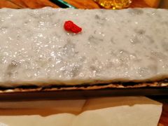 -老牌坊云南鱼豆花火锅(爱建店)