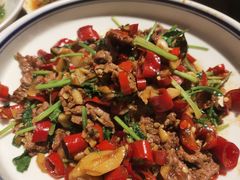 小炒黄牛肉-湘里乡亲甲王二老店