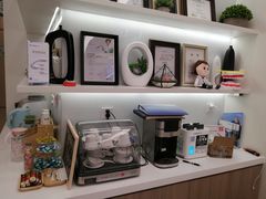 -维乐口腔(美维云门诊陆家嘴店)