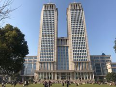 -复旦大学光华楼