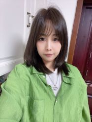 -韩国李知恩形象设计