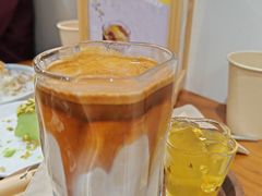 -Line 咖啡(石厦花园店)