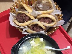 -闫家驴肉老店(华电一校店)