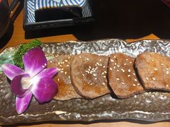 厚切牛舌-魔丼屋(日月光店)