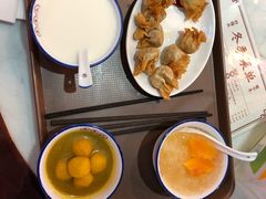 -五条人糖水铺(万达店)