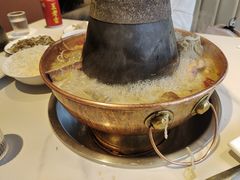 -老蜀铜火锅·酸菜脊骨·麻辣羊蝎子(热闹路店)