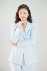 -onlygirl摄影美学馆高端定制(江滩店)