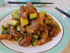 -巧克力渔家.小船海鲜胶东菜(万平口店)