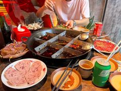 -周小明火锅(黑金冠社区店)