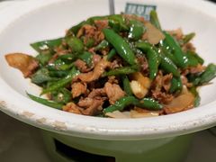 -绿草地·湘菜(酃湖师院店)