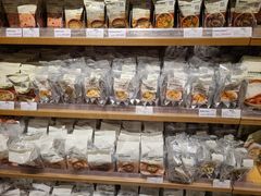 -七鲜超市(瑞虹天地太阳宫店)