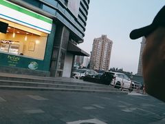 -全家便利店(四平路六店)