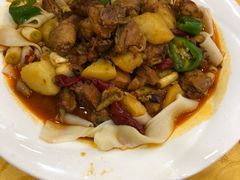 新疆大盘鸡-新疆巴州金丝特餐厅(大钟寺店)