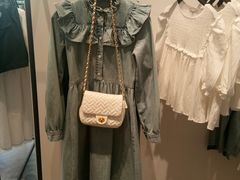-URBAN REVIVO(上海中庚漫游城店)