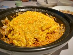 蟹黄煲仔饭-屋里厢上海菜馆
