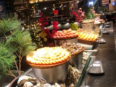 自助取餐区-钱小奴海鲜自助黑金店(杭州滨江龙湖店)