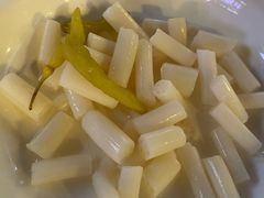 脆爽莲藕尖-大头唛·啫鸡煲.粤菜.专门店(289艺术园区店)