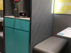 -姚姚酸菜鱼·金戈戈香港豉油鸡(喜荟城联名店)