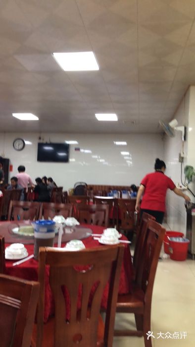 鹅掂·大岭山烧鹅大堂图片