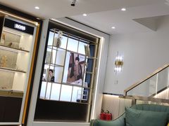 -世纪大明眼镜·蔡司战略授权店(汉街店)