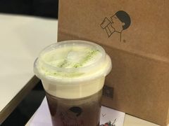 金凤茶王-喜茶(上海正大广场店)