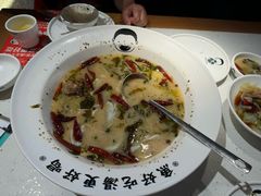 -江渔儿酸菜鱼(奥园广场金发购物中心店)
