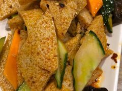 黄瓜拌面筋-陈记农家挂炉烤肉(雁南一路店)