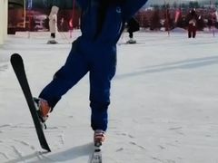 -亚布力新体委滑雪场