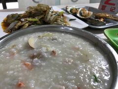 -覃记海鲜美食餐厅