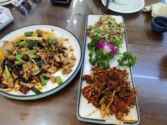 -八木轩·寻味大理白族民俗餐厅(文献路店)