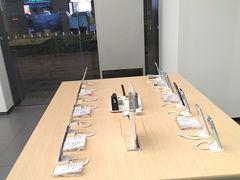 -华为授权体验店(上坤上街购物中心)