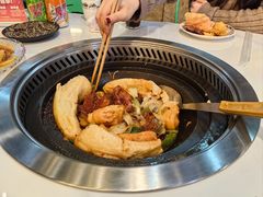 -哈尔滨烧烤·山河村铁锅炖(交大店)