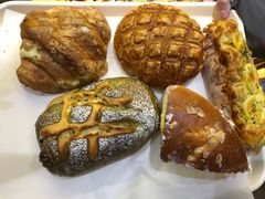 爆浆羊角-丁香西饼屋(桂林路店)