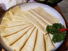 -咕嘟草帽鱼·牛奶一样的鲜鱼汤(天鹅湖万达广场店)